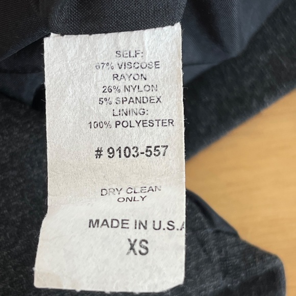 Alex + Alex Charcoal Blazer, size XS - Picture 3 of 3